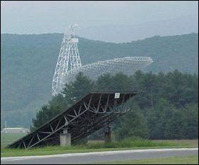 The first sign that the drive (a good 2½ hours) was over - a glimpse of the GBT itself.